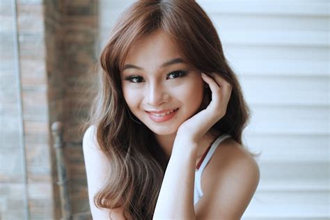 angeli khang taya.